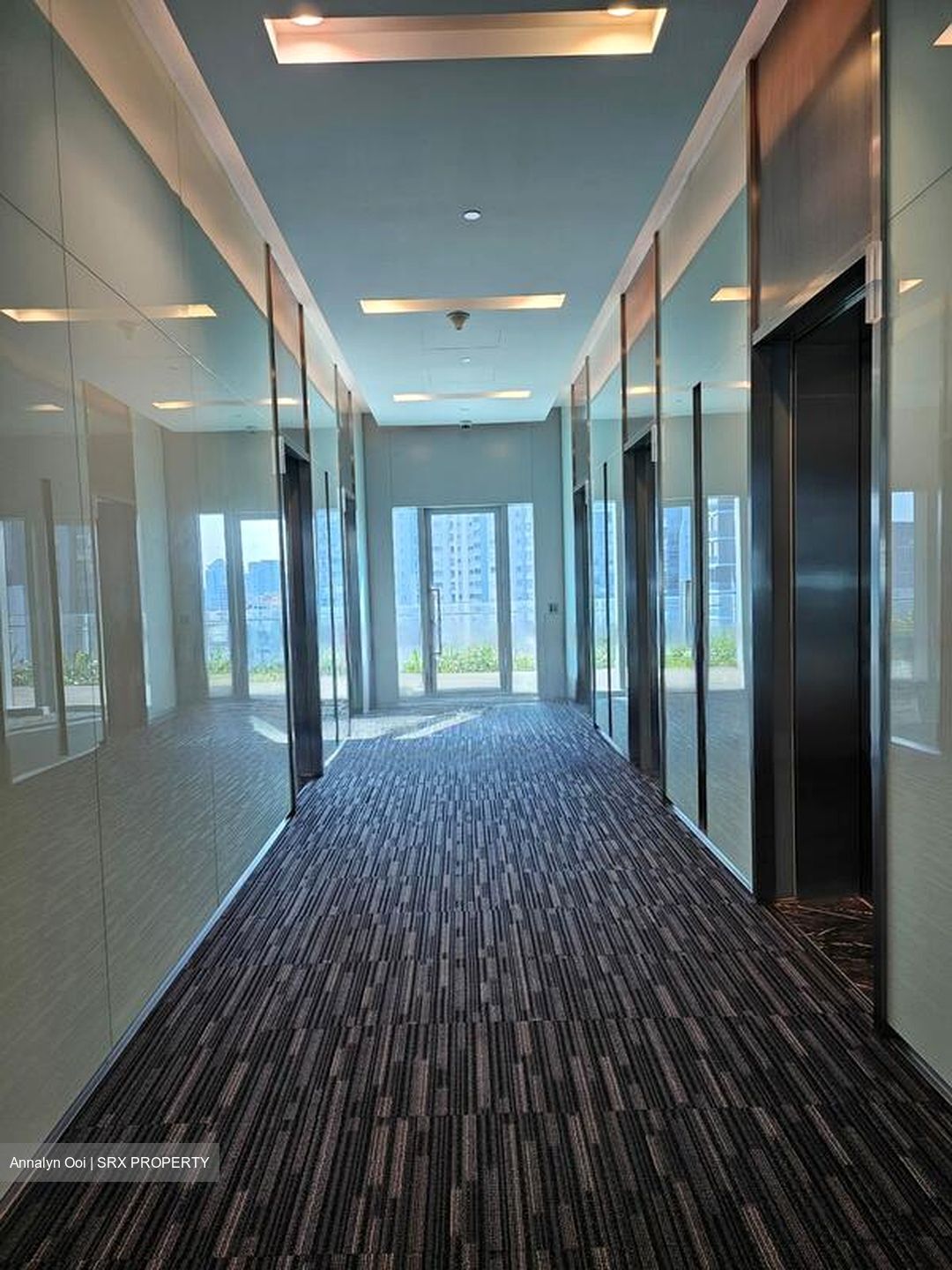 Arc 380 (D8), Office #452486271